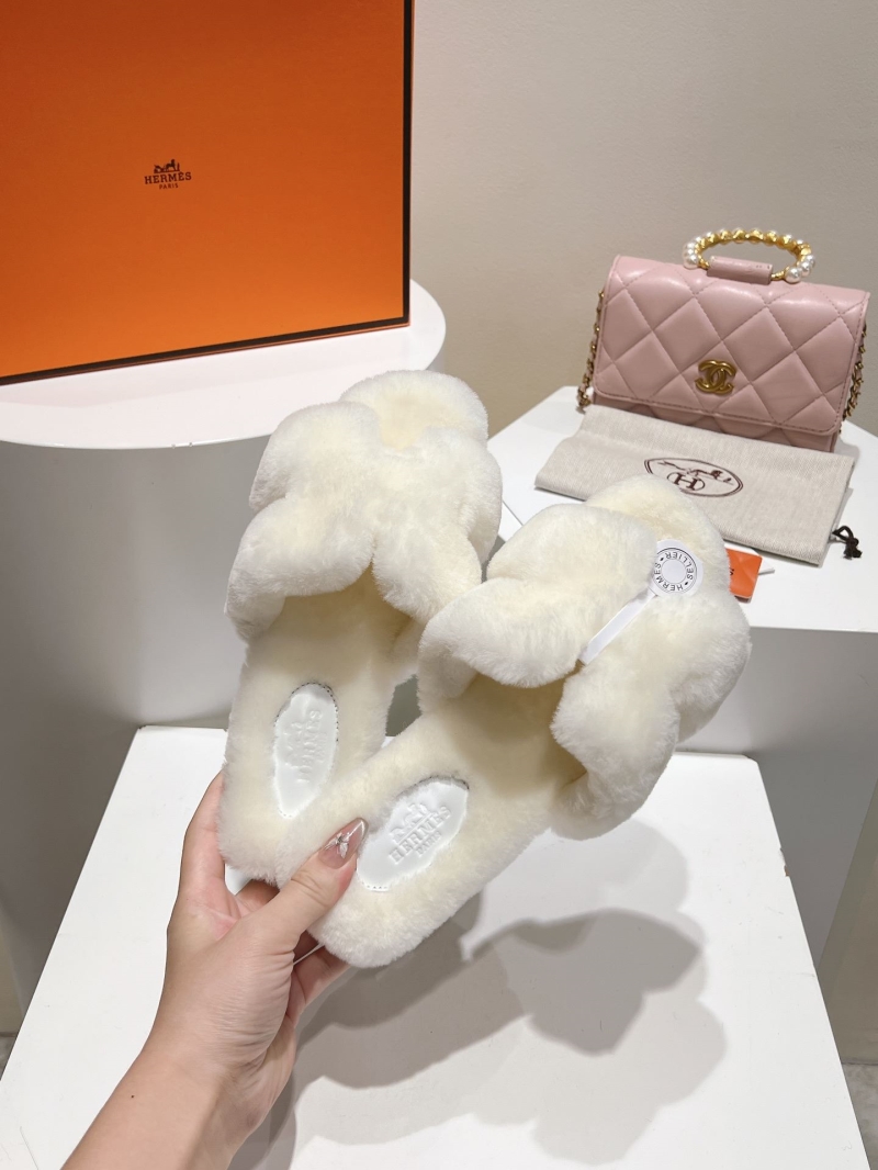 Hermes Slippers